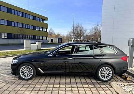 BMW 530i Touring Luxury Line Leder/ACC/Panorama