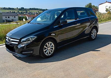 Mercedes-Benz B 200 d Style Style