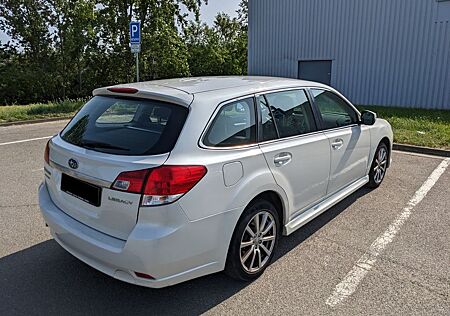 Subaru Legacy Kombi 2.5i Lineartronic
