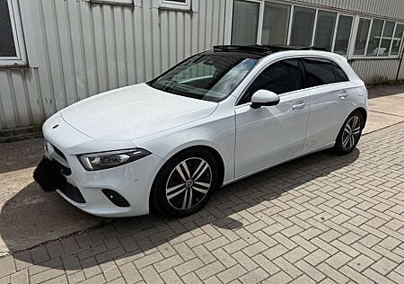 Mercedes-Benz A 180 d*Automatik*PANO*DIGITAL TACHO*SHZ*KAMERA*