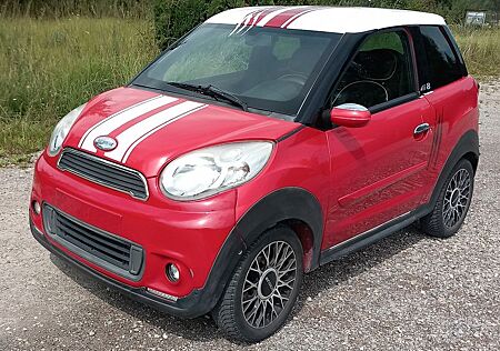 Microcar M-8 mit leisem dci-Motor
