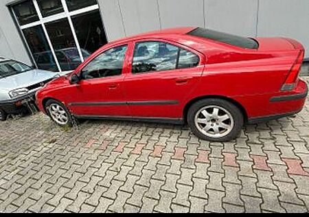 Volvo S60 2.4 -
