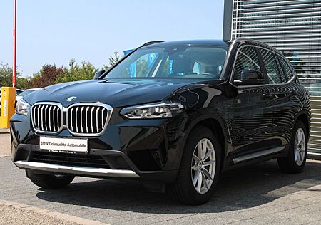 BMW X3 xDrive20d Navi LED Sportsitze AHK Kamera DAB