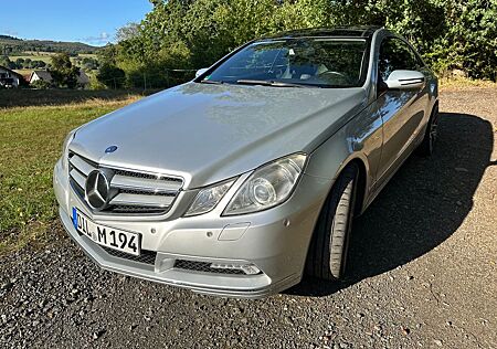 Mercedes-Benz E 500 Coupé c207 ELEGANCE 5,5l V8 387Ps