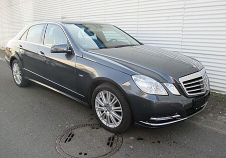 Mercedes-Benz E 300 E -Klasse Lim. CGI BlueEffi 4Matic