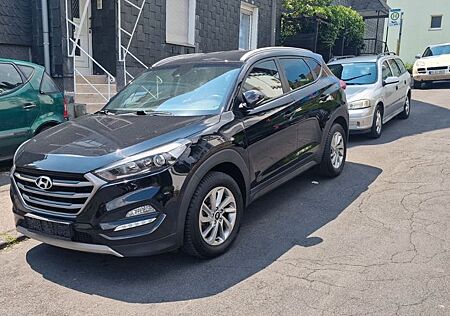 Hyundai Tucson 1.6 Turbo Tüv und Asu NEU