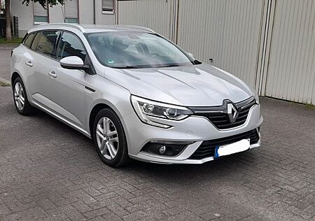 Renault Megane ENERGY dCi 110 EDC Play Grandtour Play