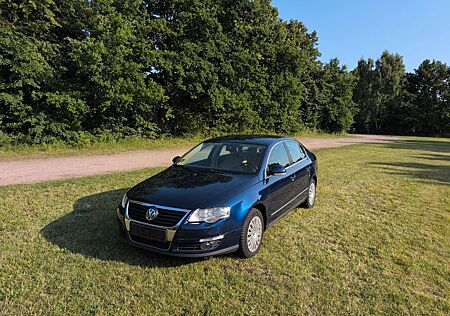 VW Passat Volkswagen 170PS | TÜV Neu | Leder | Xenon | Navi
