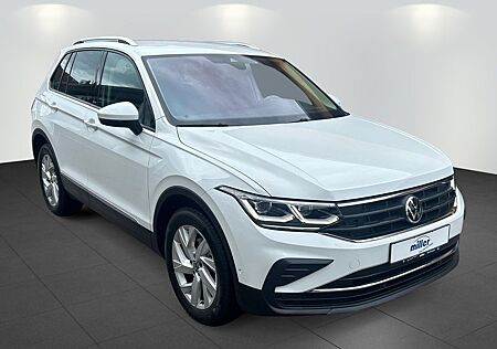 VW Tiguan Volkswagen United 1,5TSI DSG,LED,AHK,Kamera,Navi