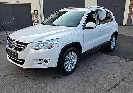 VW Tiguan Volkswagen 2.0 147kW Automatik Panorama Schiebedach