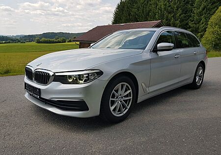 BMW 530d Touring xDrive AHK,LED,*FACELIFT*
