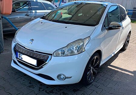 Peugeot 208 1.6 XY 155 THP XY