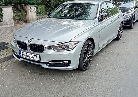 BMW 318d Sport Line 360 Kamera Anhänger