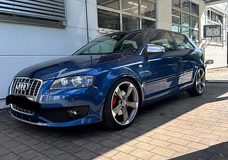 Audi A3 2.0 TFSI quattro S-Line