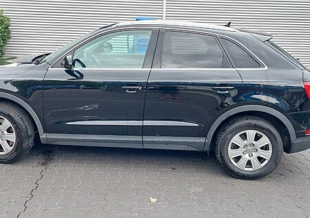 Audi Q3 2.0 TDI 88kW -