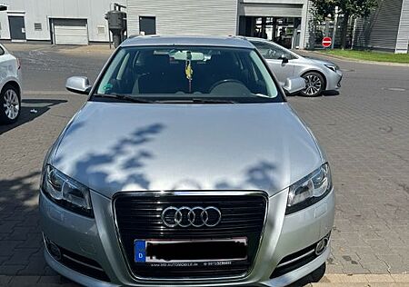 Audi A3 2.0 TDI (DPF) Ambiente Sportback Ambiente