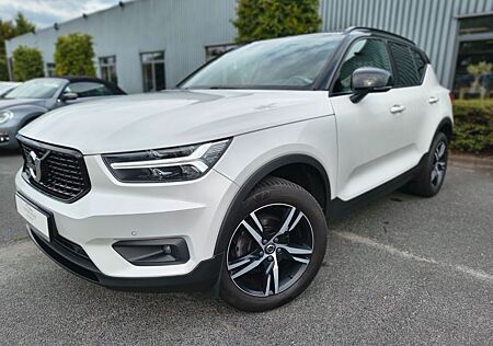 Volvo XC 40 R Design 2WD Navi, LED, H&K, 12M Gar.