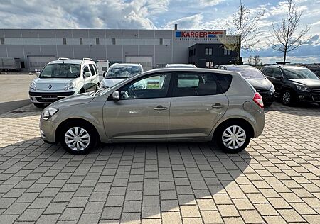 Kia Cee'd / Ceed 1.4l 105PS KLIMAAUTOMATIK/TÜV 06-26