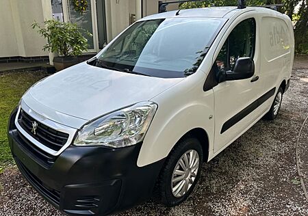 Peugeot Partner Maxi 1.6 HDI 100 Klima ,3 Sitzer ,Tempom