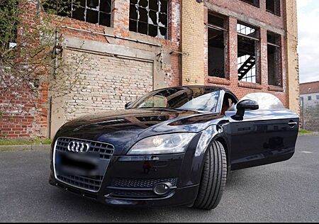 Audi TT Roadster 2.0 TFSI S tronic -