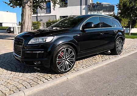 Audi Q7 3.6 FSI quattro tiptronic -