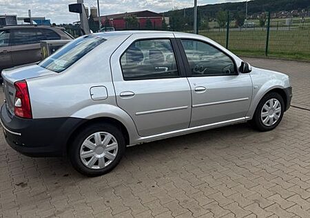 Dacia Logan 1.4 MPI Lauréate Lauréate