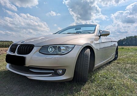 BMW 330d Cabrio-Top gepflegt-Garagenwagen-viele Extr