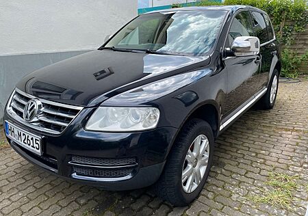 VW Touareg Volkswagen 2.5 R5 TDI Schalter Leder AHK TÜV NEU
