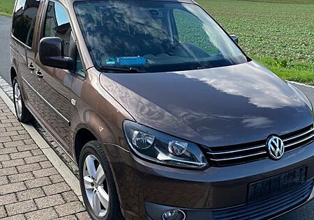 VW Caddy Volkswagen 2,0 TDI Behindertengercht Rollstuhlrampe
