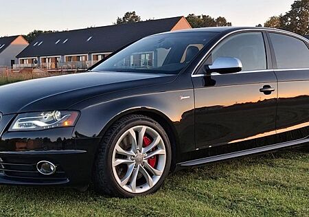 Audi S4 3.0 TFSI quattro