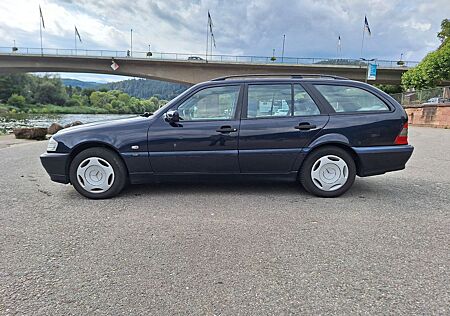 Mercedes-Benz C 240 T CLASSIC Classic