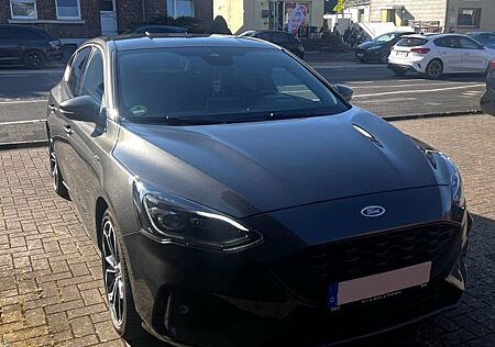Ford Focus 1,5 EcoBoost ST-Line X