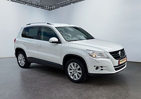 VW Tiguan Volkswagen Team 4Motion 2ZoKlim AHK 8 fach