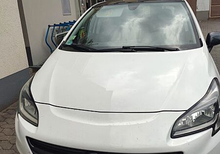 Opel Corsa 1.4 Turbo IntelliLink Black and White