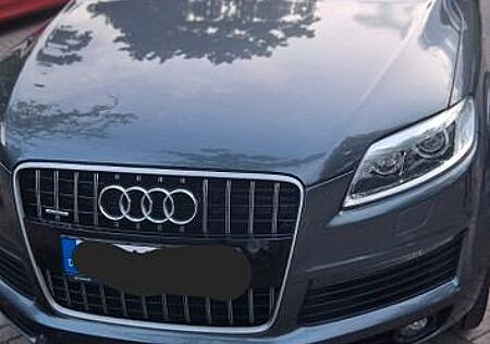 Audi Q7 3.0 TDI 7Sitzer S-Line