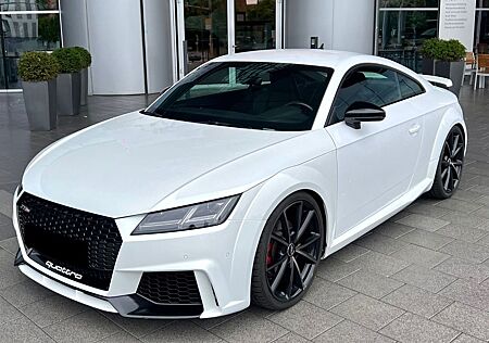 Audi TT Coupe 1.8TFSI DSG TTRS Umbau Alcantara Carbon