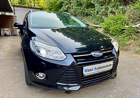 Ford Focus 1.6 TDCI *Navi*Xenon*TÜV-Neu*Service-Neu*