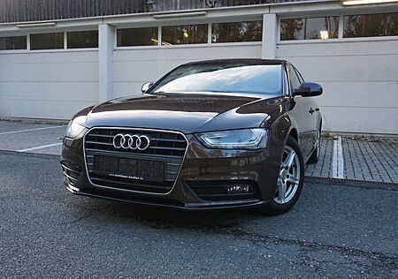 Audi A4 Lim. S line Sportpaket / plus