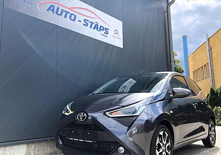 Toyota Aygo (X) Aygo -play Team D