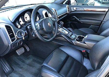 Porsche Cayenne Turbo, TOP Historie, neue Bremsanlage...