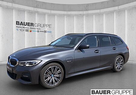 BMW 330 e M Sport Touring Pano HUD Laser HiFi PA-Plu