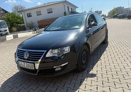 VW Passat Volkswagen Lim. Highline 170 PS DSG LEDER Glasdach