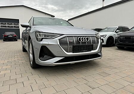 Audi e-tron gebraucht kaufen Audi e-tron 55 quattro 2xS line B&O 360 ° S-Sitze
