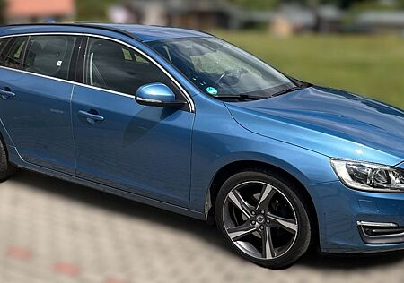 Volvo V60 D3 Geartronic Momentum