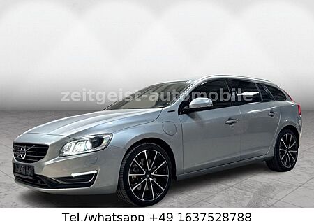 Volvo V60 Plug-in-Hyb* AWD*LEDER*1.HAND*SERVICE NEU*