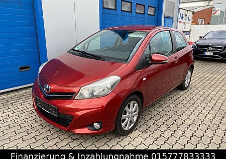 Toyota Yaris 1 Hand wenig KM Kamera Bluetooth AHK