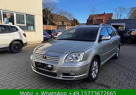 Toyota Avensis Combi Executive 2,2-l-D-CAT Leder Navi
