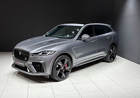 Jaguar F-Pace P550 SVR, Pano, Meridian, AHK, 22 Zoll