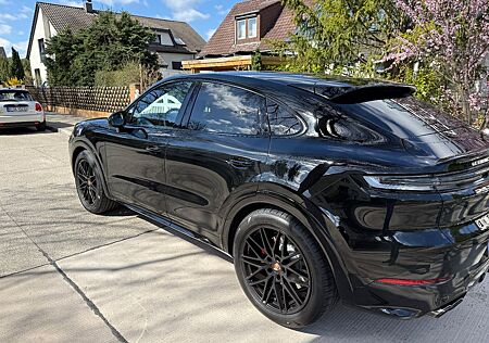 Porsche Cayenne 4.0 V8 GTS Coupe, Neu, Schutzfolie,95km