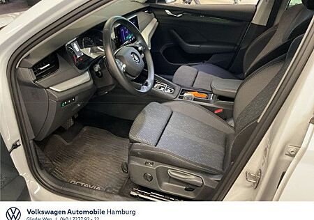 Skoda Octavia Combi 2.0 TDI DSG Clever AHK AppConnect
